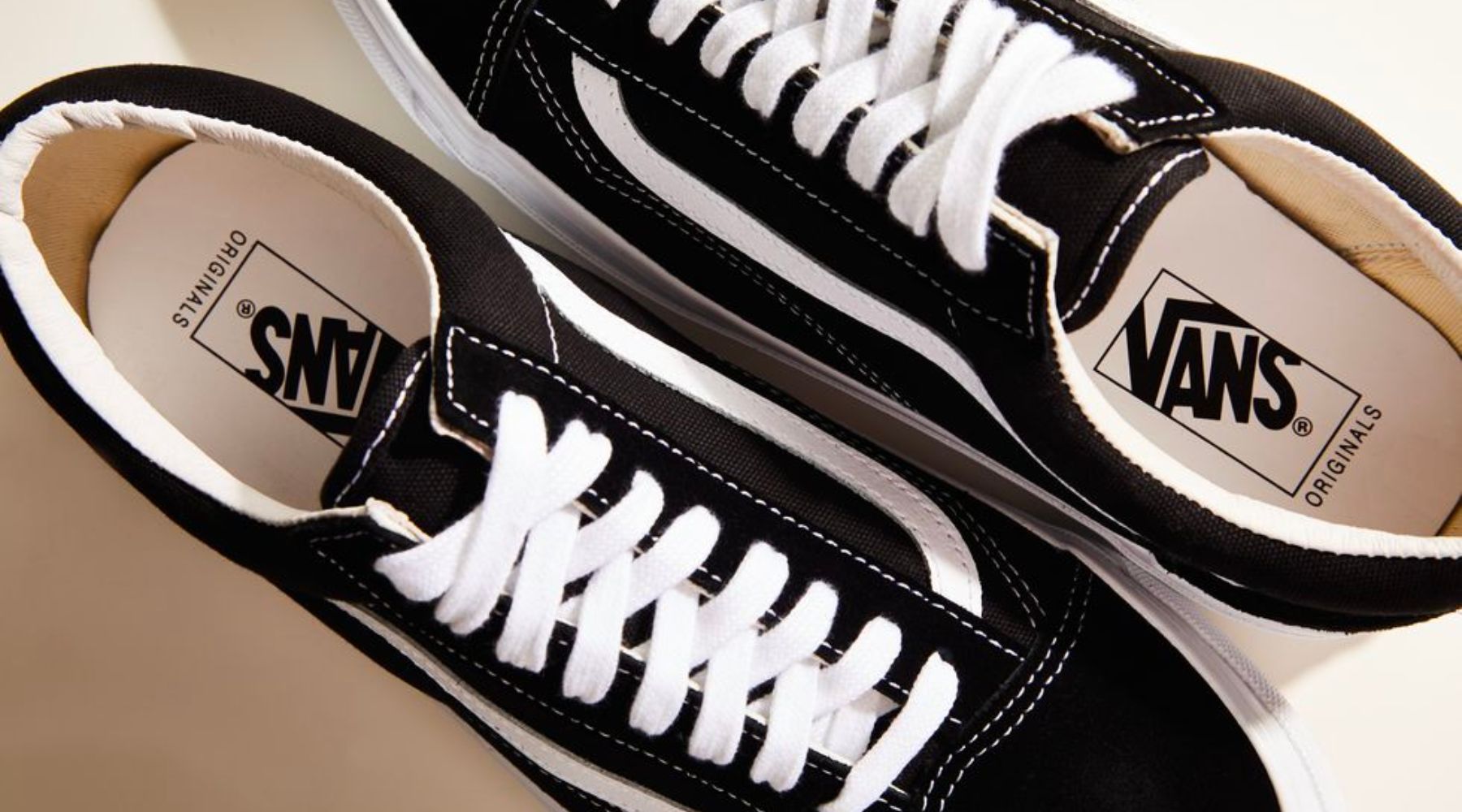 How-to-Lace-Vans