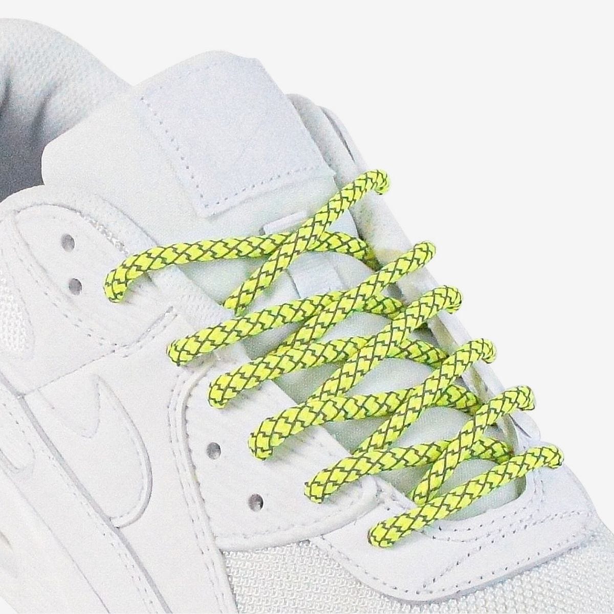 custom-color-shoelaces-on-white-sneakers-with-reflective-fluorescent-yellow-laces