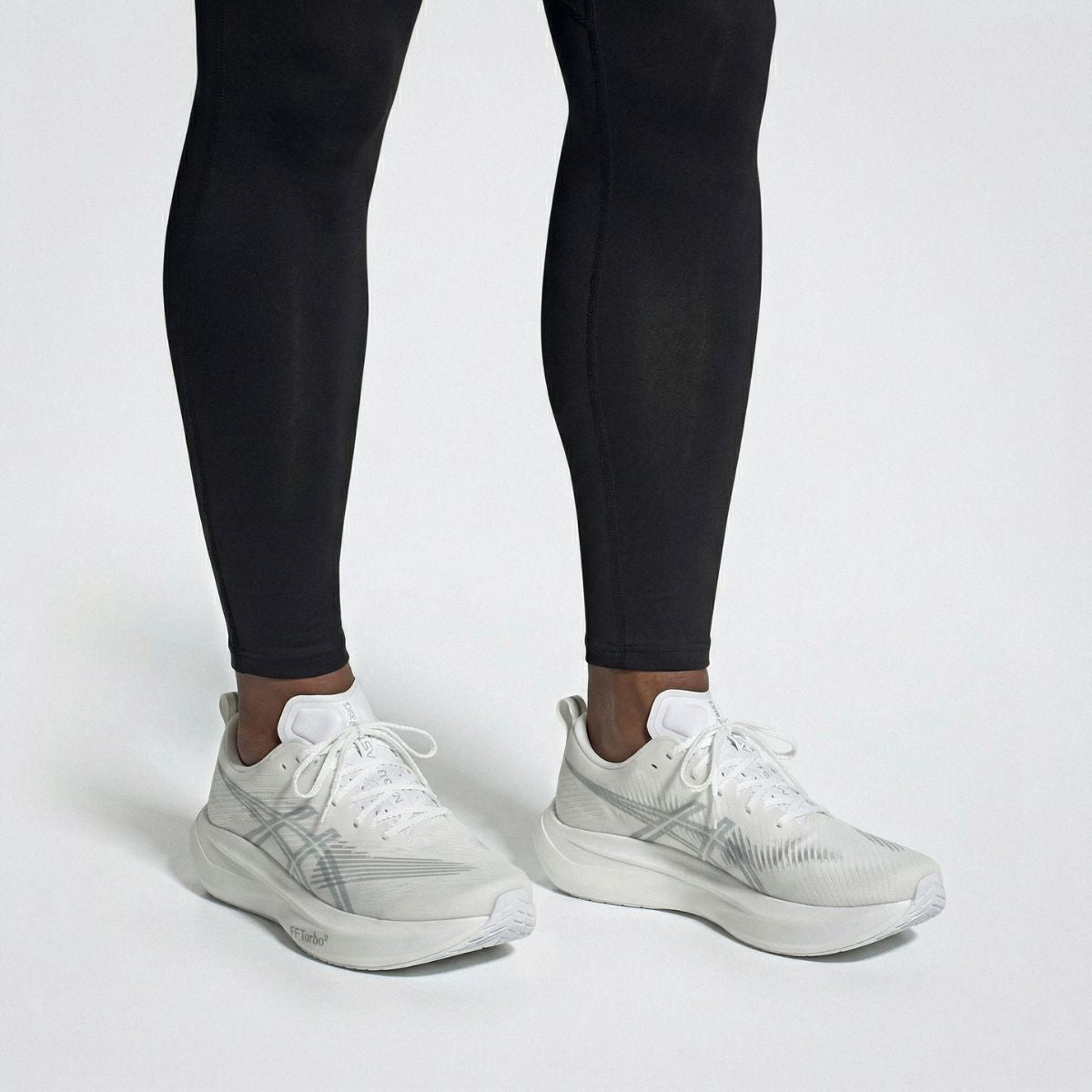 Replacement sawtooth shoe laces for Asics Megablast running shoes by Kicks Shoelaces