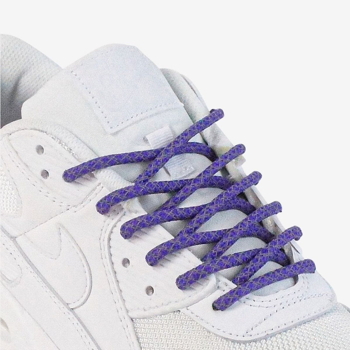 custom-color-shoelaces-on-white-sneakers-with-reflective-purple-laces