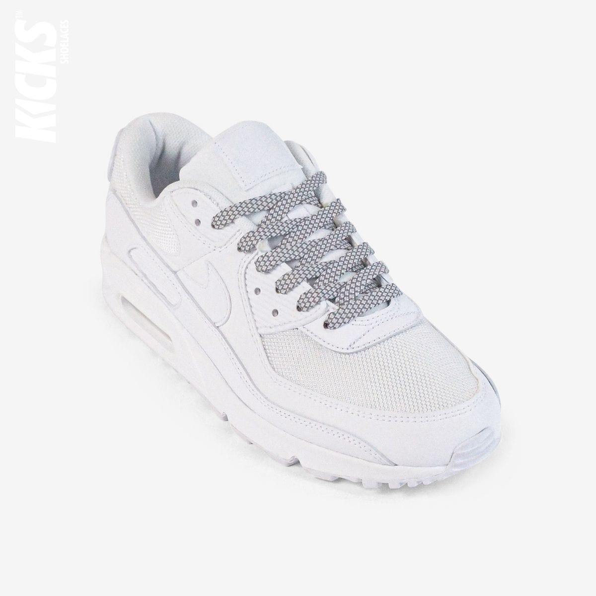 grey-reflective-colored-shoelaces-on-white-sneakers