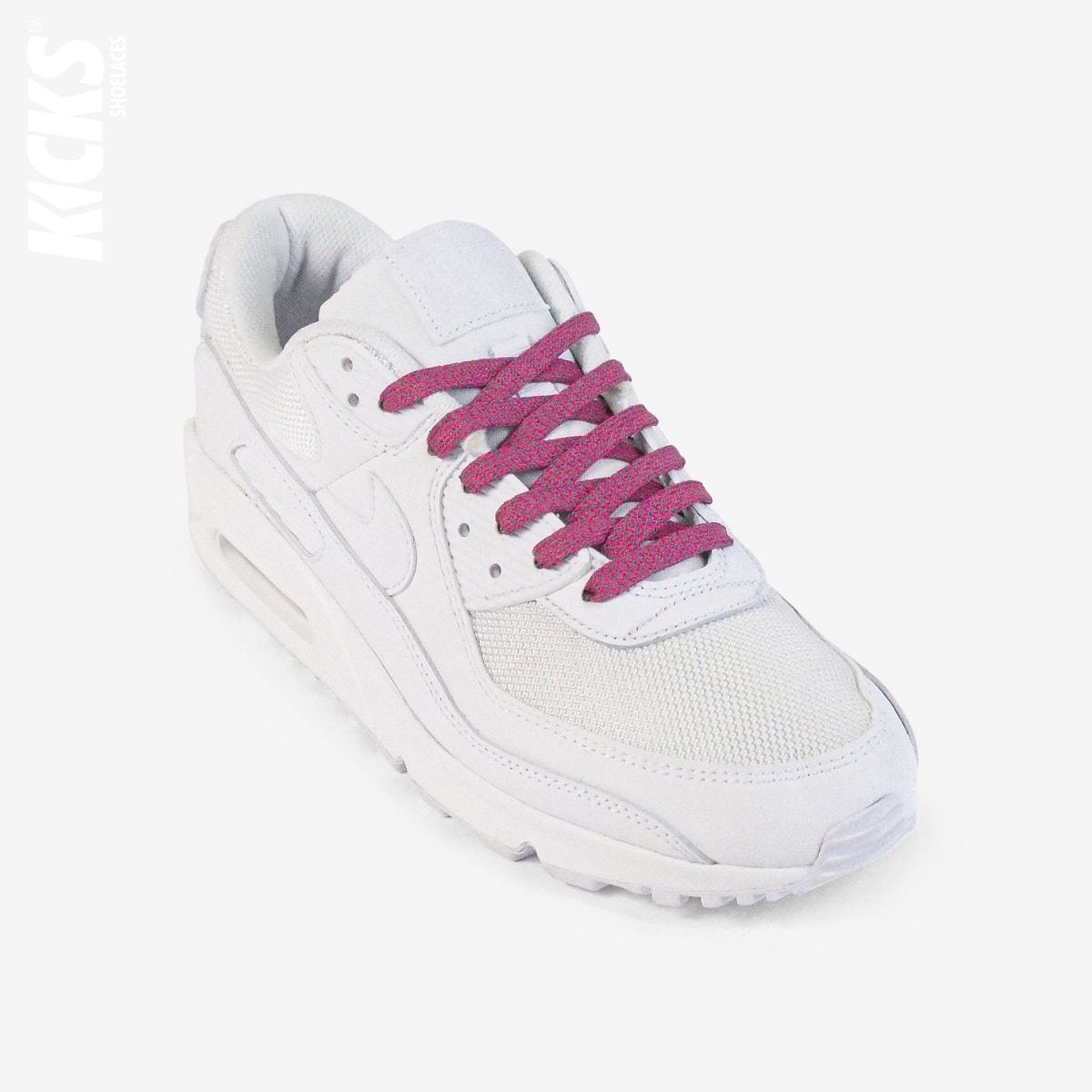 rose-pink-reflective-colored-shoelaces-on-white-sneakers